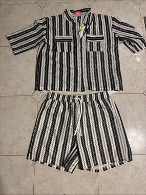 Striped Black & White Drawstring Bermuda Shorts - Casual Summer Style